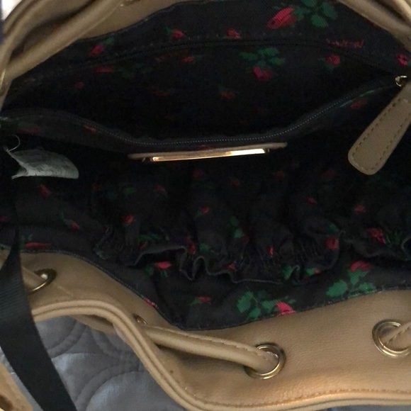 Handbag - Picture 2 of 2